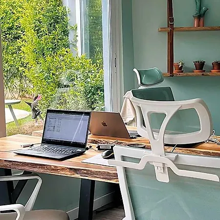 Luna House Віавіа